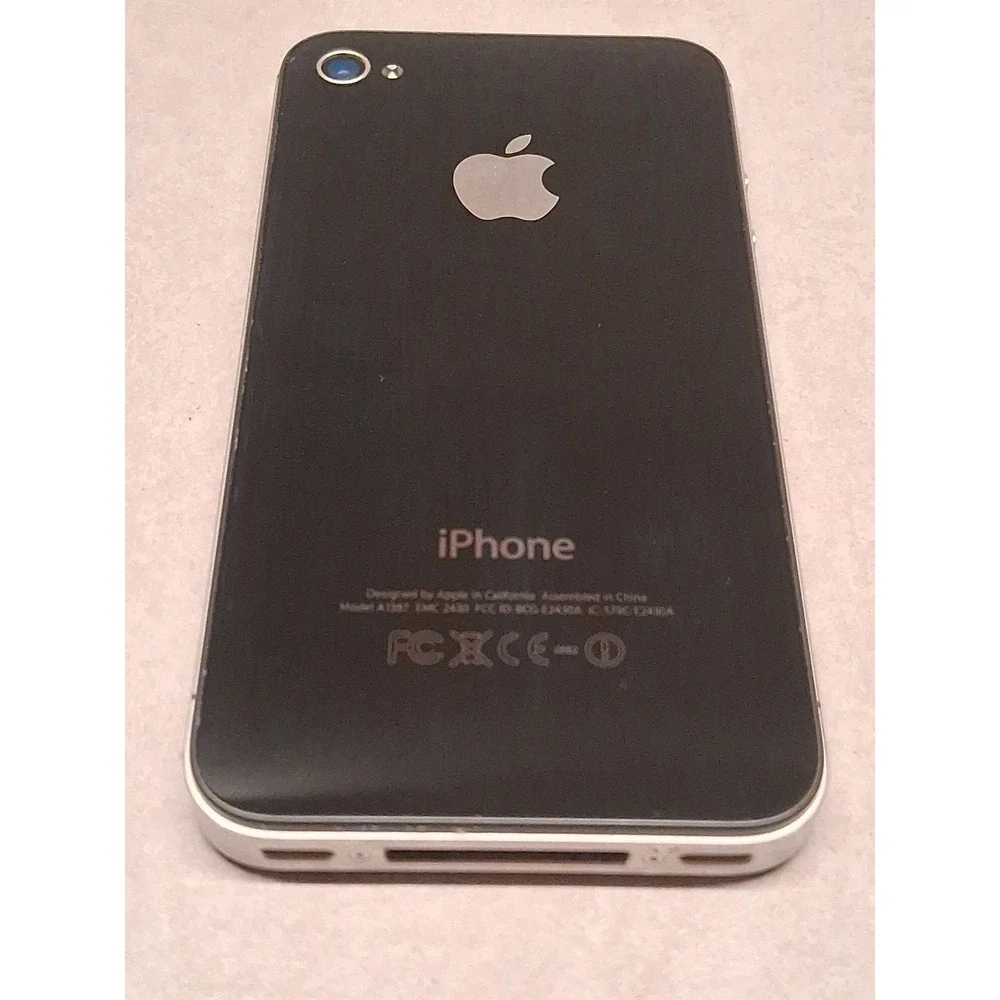 Apple iPhone 4s - 8GB -Black